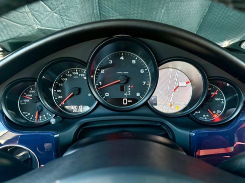 Used 2016 Porsche Panamera image 36