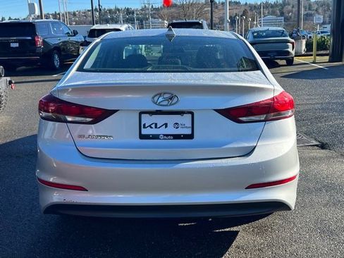 Used 2018 Hyundai Elantra SEL w/ Cargo Package image 9