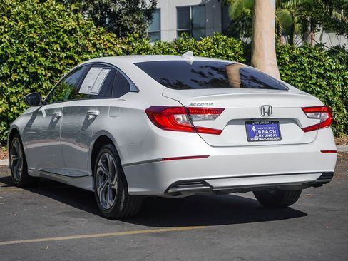 Used 2018 Honda Accord EX image 4