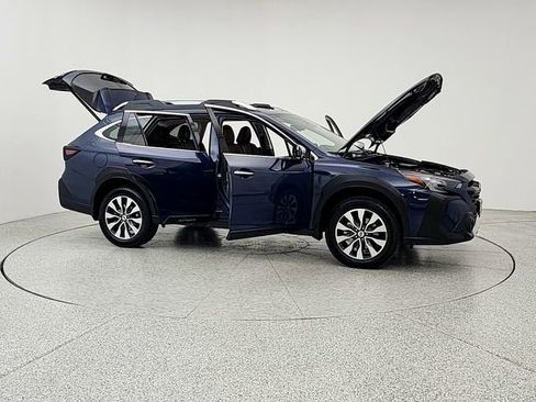 Used 2023 Subaru Outback Touring XT AWD/4WD image 10