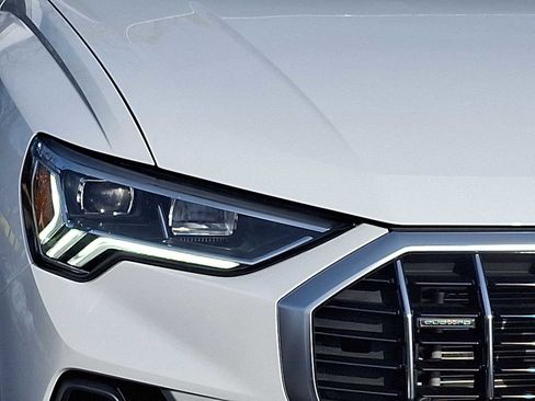 Used 2025 Audi Q3 2.0T Premium w/ Convenience Package image 28