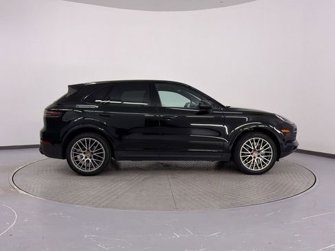Used 2022 Porsche Cayenne Platinum Edition AWD/4WD image 8