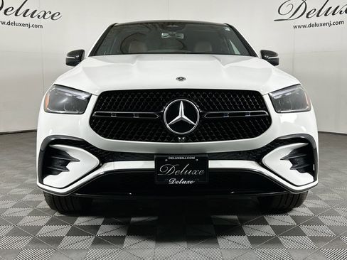 Used 2025 Mercedes-Benz GLE 450 4MATIC Coupe image 2