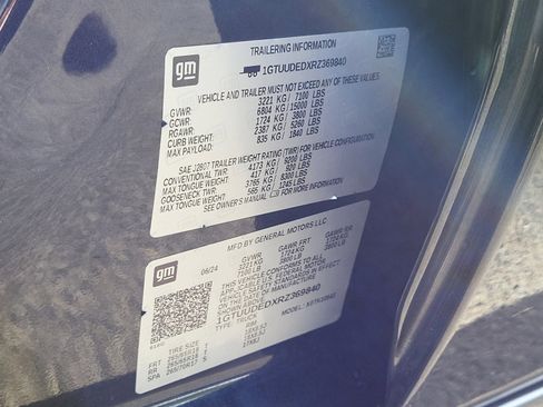 Used 2024 GMC Sierra 1500 SLT image 33