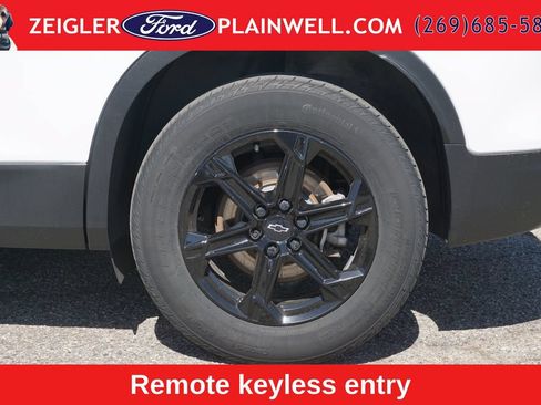 Used 2023 Chevrolet Blazer LT w/ Convenience Package FWD image 9