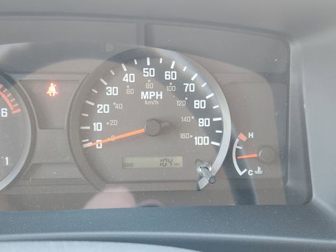 New 2024 Chevrolet Low Cab Forward image 7