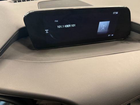 Used 2024 MAZDA MAZDA3 s image 11