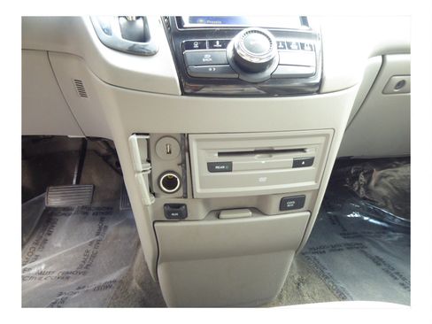 Used 2016 Honda Odyssey Touring Elite image 18