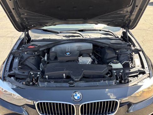 Used 2014 BMW 328i xDrive Sedan AWD/4WD image 29
