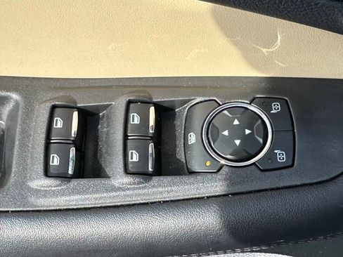 Used 2024 Ford Edge SEL w/ Convenience Package image 15