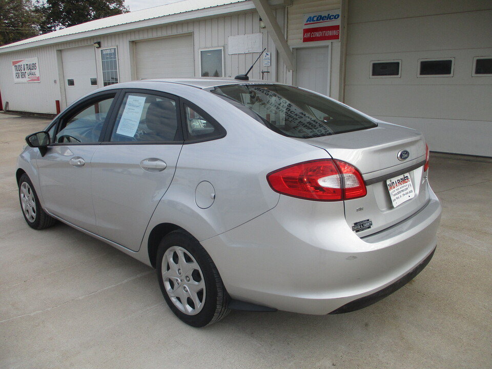 Used 2013 Ford Fiesta SE FWD image 13