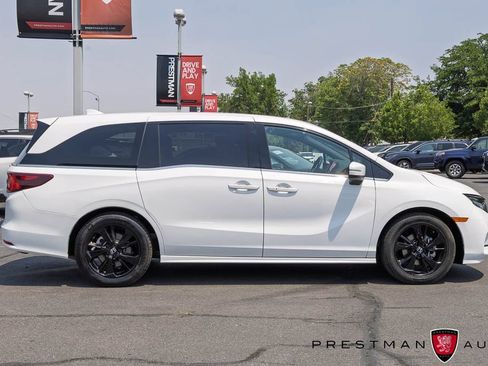 Used 2024 Honda Odyssey Sport image 19
