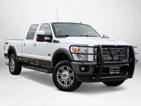 Used 2016 Ford F250 King Ranch w/ FX4 Off-Road Package image 4