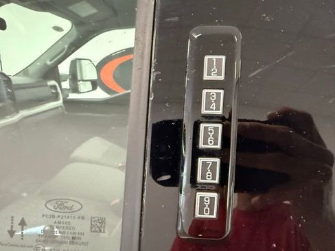 Used 2024 Ford F350 XLT w/ FX4 Off-Road Package image 10