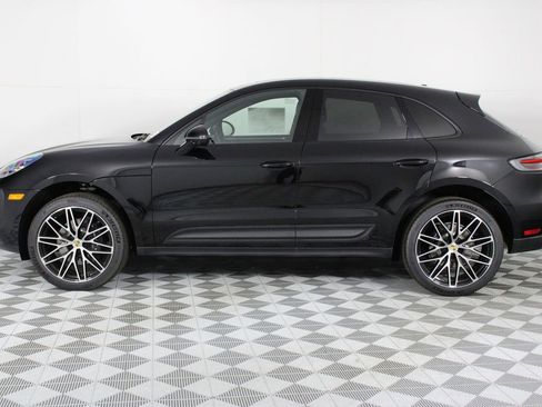 New 2026 Porsche Macan image 2