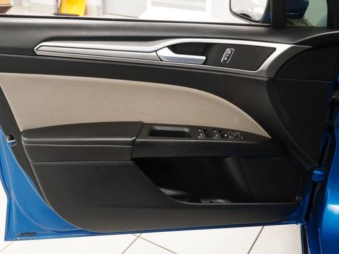 Used 2019 Ford Fusion S FWD image 16