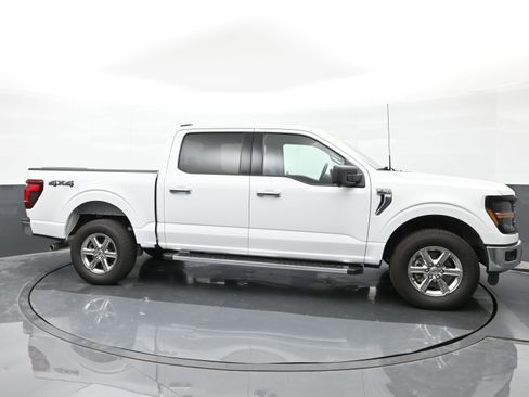 Used 2024 Ford F150 XLT AWD/4WD image 9