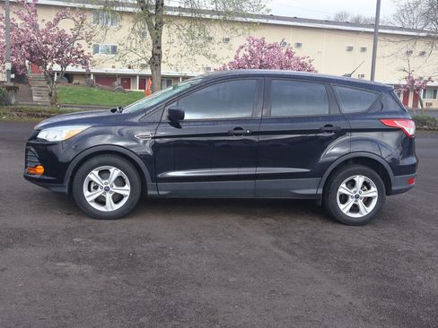 Used 2016 Ford Escape S image 3