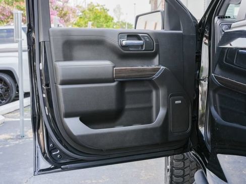 Used 2021 Chevrolet Silverado 1500 LT Trail Boss w/ Convenience Package II AWD/4WD image 23