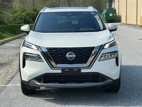 Certified 2023 Nissan Rogue SL w/ SL Premium Package AWD/4WD image 3