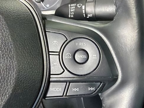 Used 2024 Toyota Corolla SE image 25