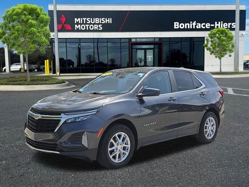 Used 2023 Chevrolet Equinox LT AWD/4WD image 2