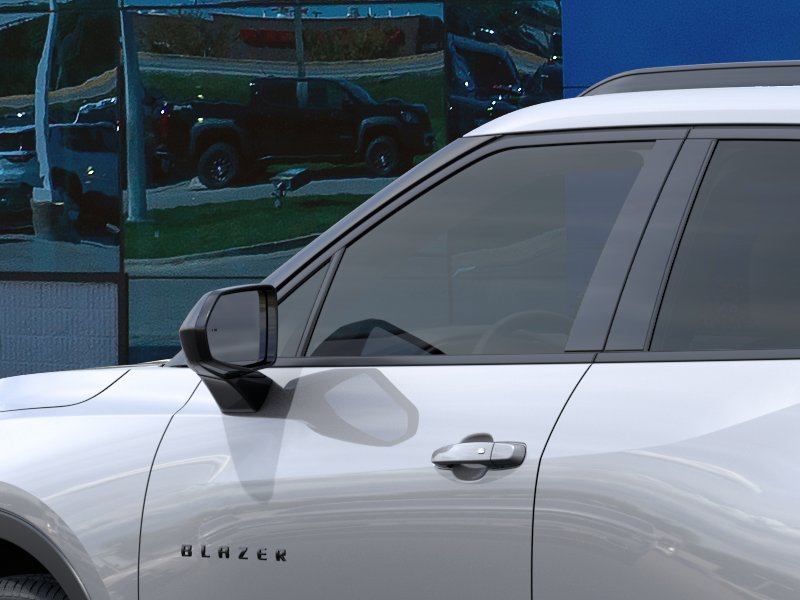 New 2026 Chevrolet Blazer LT w/ Convenience Package AWD/4WD image 39