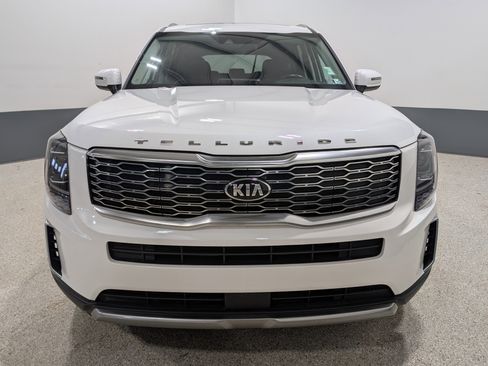 Used 2020 Kia Telluride S w/ S 8 Passenger Seating Package AWD/4WD image 12