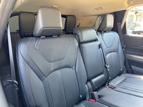 Used 2023 INFINITI QX60 Pure FWD image 36
