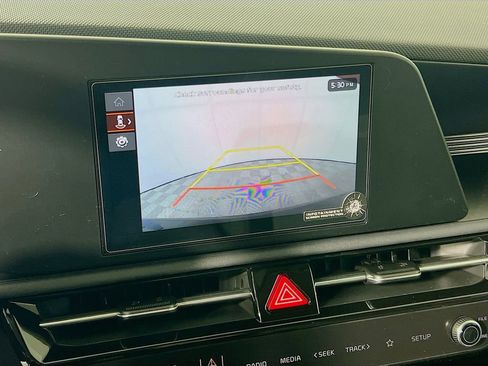 New 2026 Kia Niro LX FWD image 11