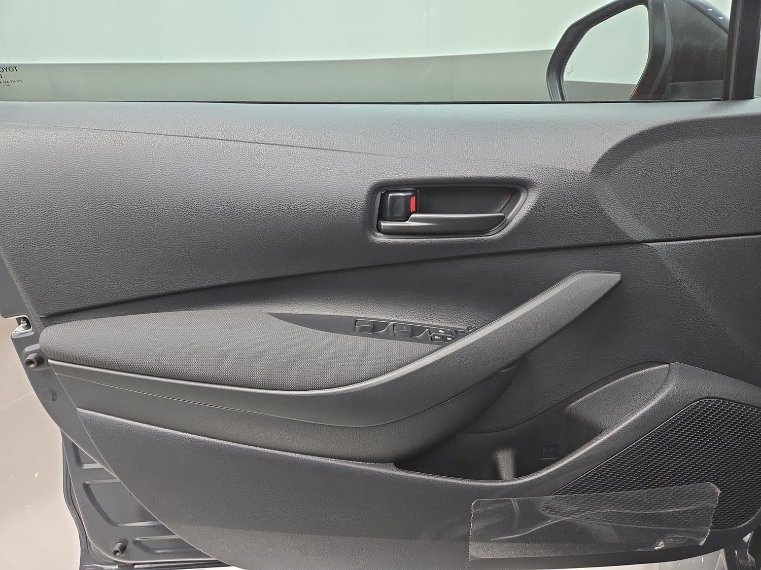 New 2027 Toyota Corolla LE FWD image 17