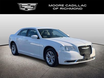 Used 2023 Chrysler 300 Touring w/ Safetytec Plus Group