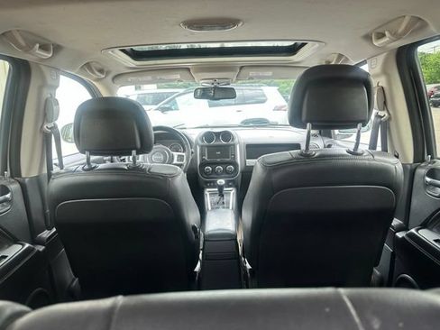 Used 2016 Jeep Compass High Altitude FWD image 12