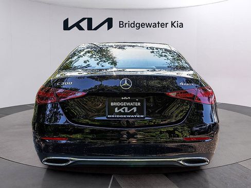 Used 2025 Mercedes-Benz C 300 4MATIC Sedan image 5