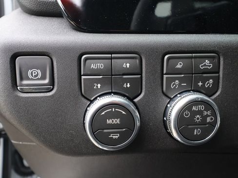 New 2026 GMC Sierra 1500 Elevation w/ Elevation Premium Package AWD/4WD image 13