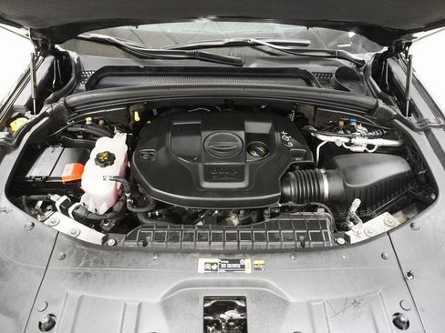 Certified 2022 Jeep Grand Cherokee L Overland w/ MOPAR Finishing Package image 9