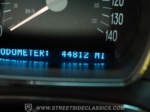 Used 2005 Chevrolet SSR w/ Preferred Equipment Group image 37