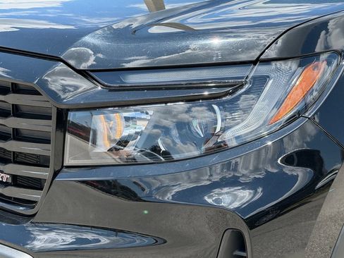 Used 2021 Honda Ridgeline Sport image 10