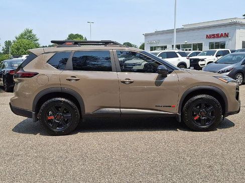Certified 2025 Nissan Rogue SV w/ Rock Creek Premium Package AWD/4WD image 9