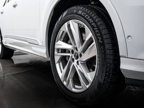 Used 2023 Audi Q7 3.0T Premium Plus w/ Premium Plus Package AWD/4WD image 22