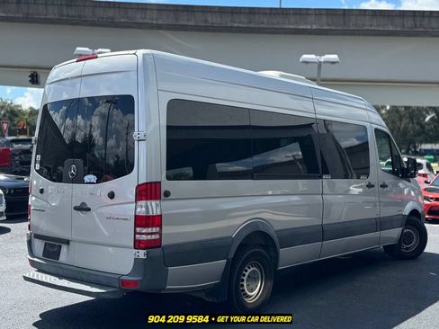 Used 2016 Mercedes-Benz Sprinter 2500 image 5