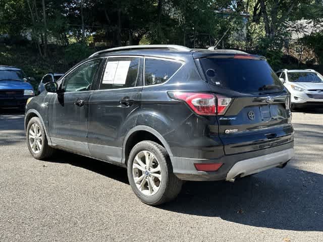 Used 2018 Ford Escape SE FWD image 21