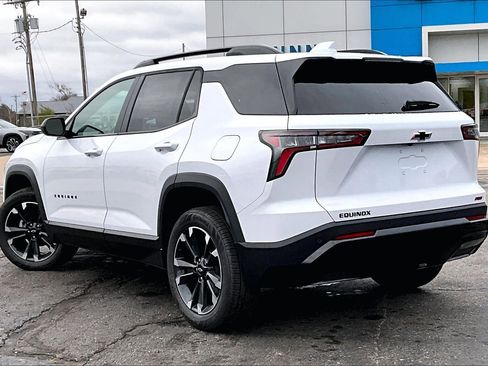 New 2026 Chevrolet Equinox RS image 3