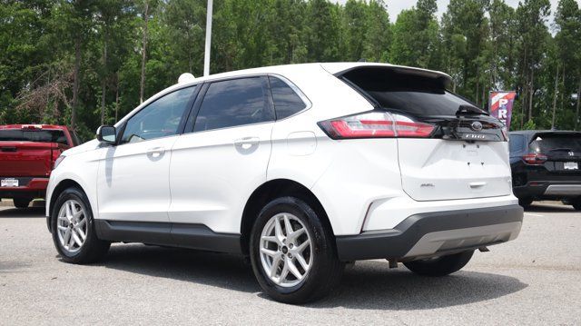Used 2024 Ford Edge SEL AWD/4WD image 3