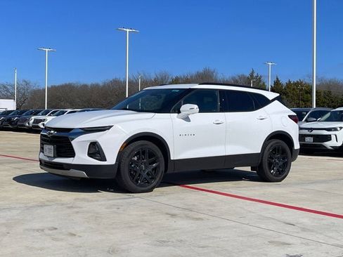 Used 2022 Chevrolet Blazer LT w/ Sound & Technology Package image 2