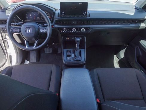 Used 2023 Honda CR-V EX image 12