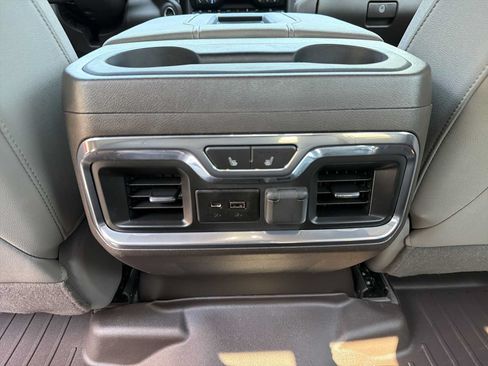 Used 2019 GMC Sierra 1500 SLT w/ SLT Premium Plus Package AWD/4WD image 4
