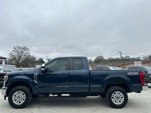 Used 2019 Ford F250 XL w/ XL Value Package image 4