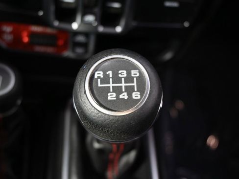 Used 2020 Jeep Gladiator Rubicon AWD/4WD image 34