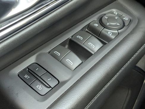 Used 2023 Chevrolet Tahoe LT w/ Luxury Package RWD image 34